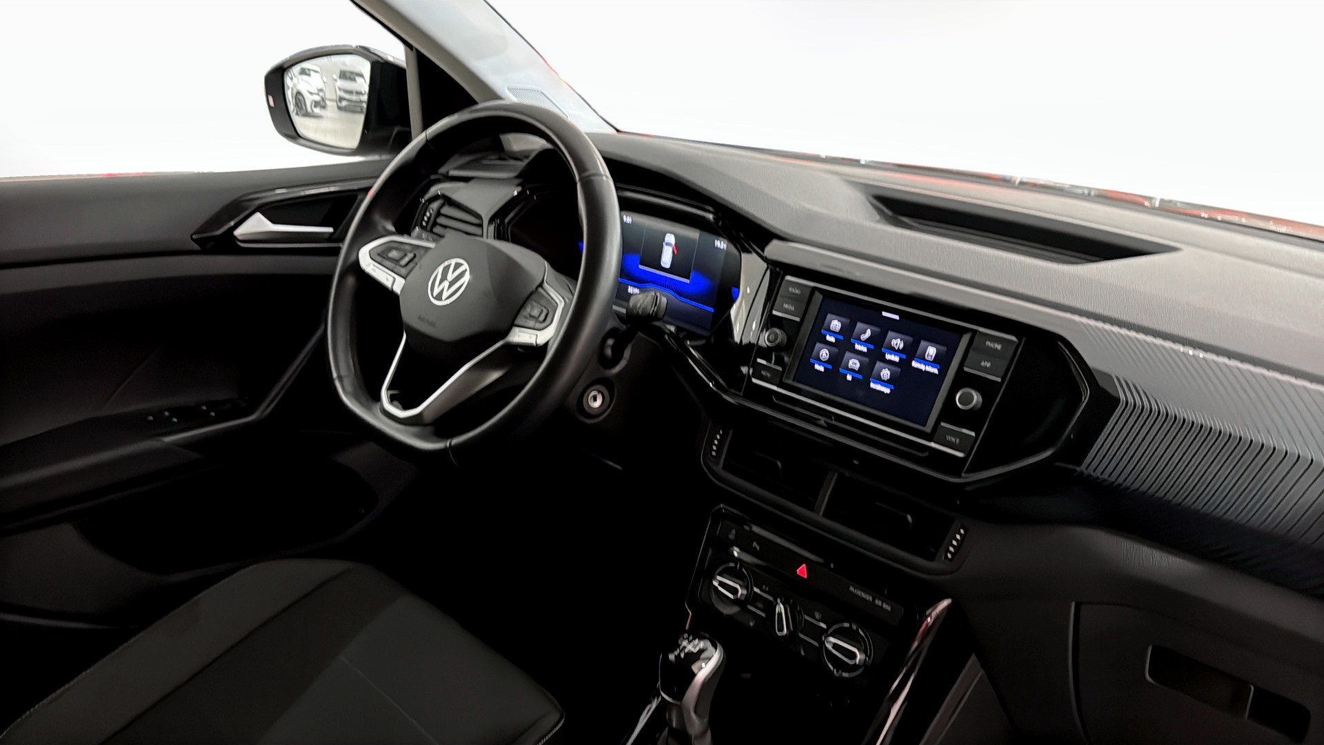 Volkswagen T-Cross BON28L