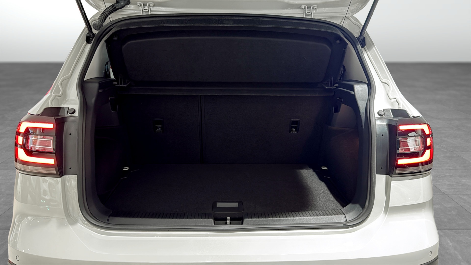 Volkswagen T-Cross BON28L