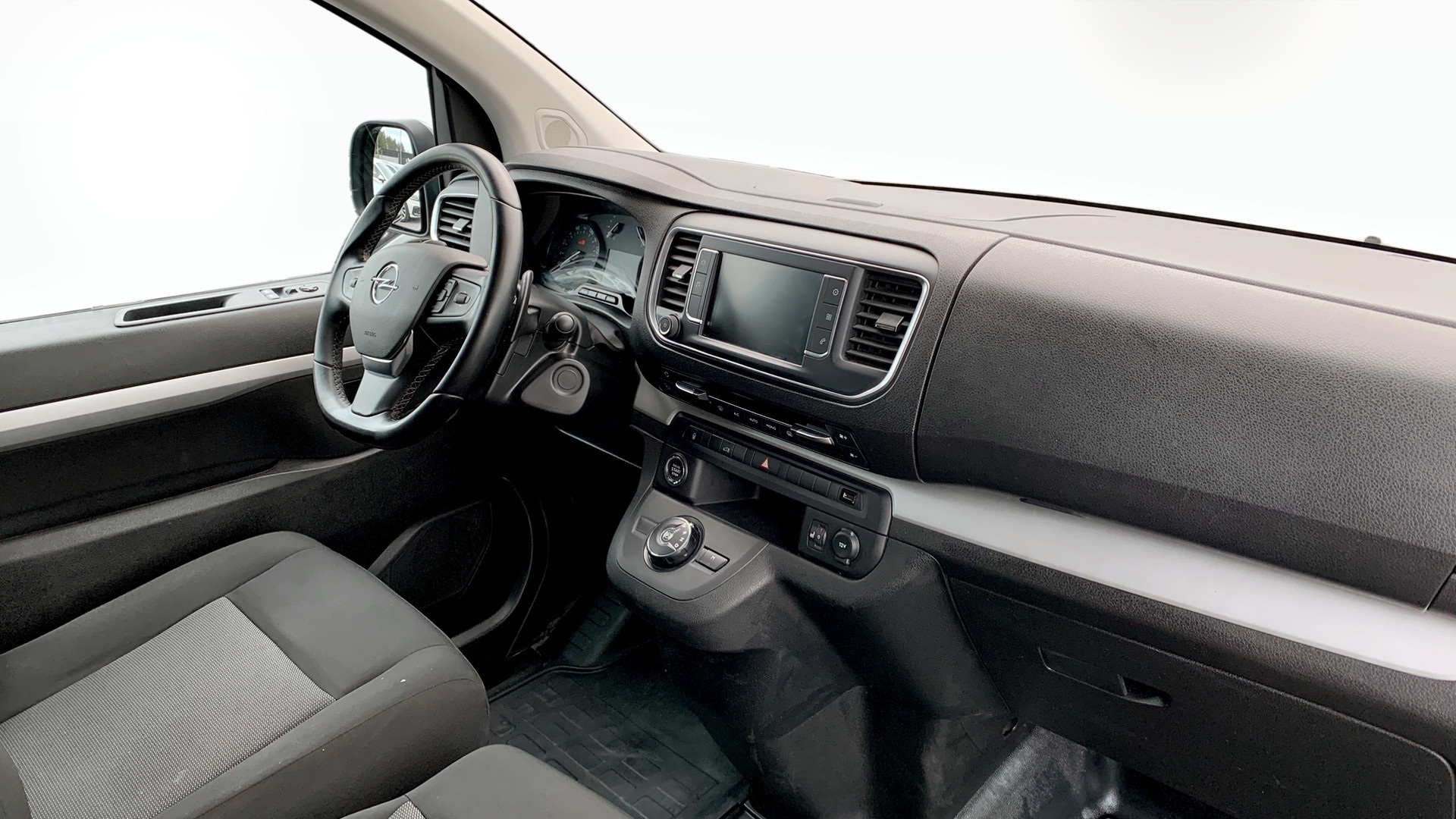 Opel Vivaro BPG28A