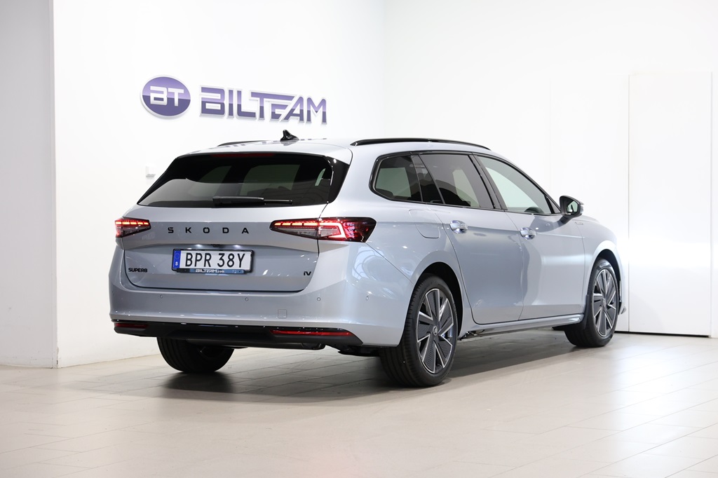 Skoda Superb Combi BPR38Y