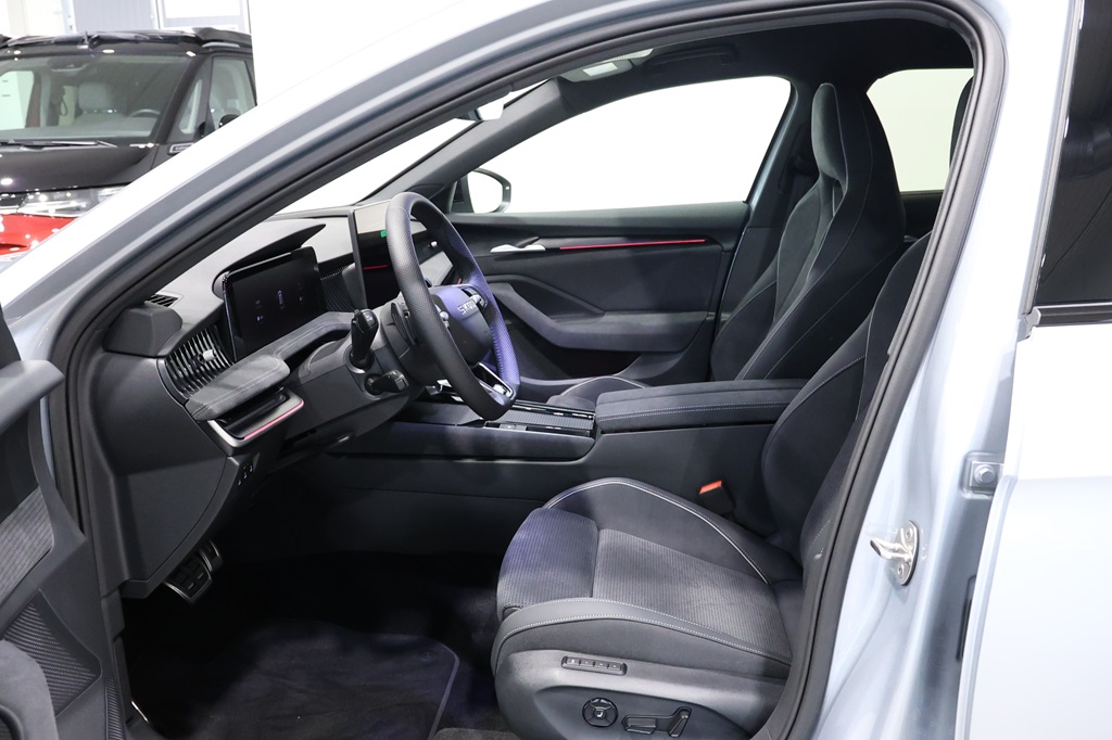Skoda Superb Combi BPR38Y