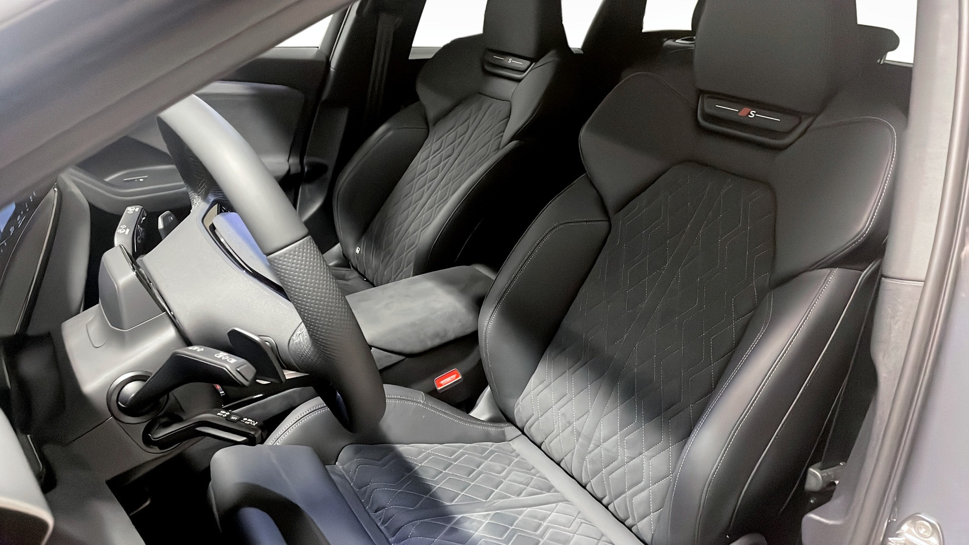 Audi Q6 e-tron BRB30X