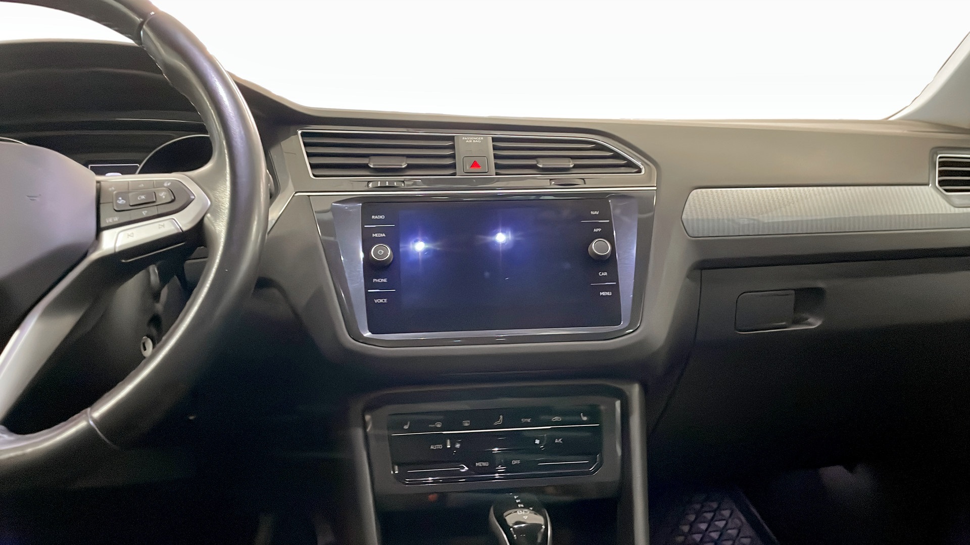 Volkswagen Tiguan BRJ35J