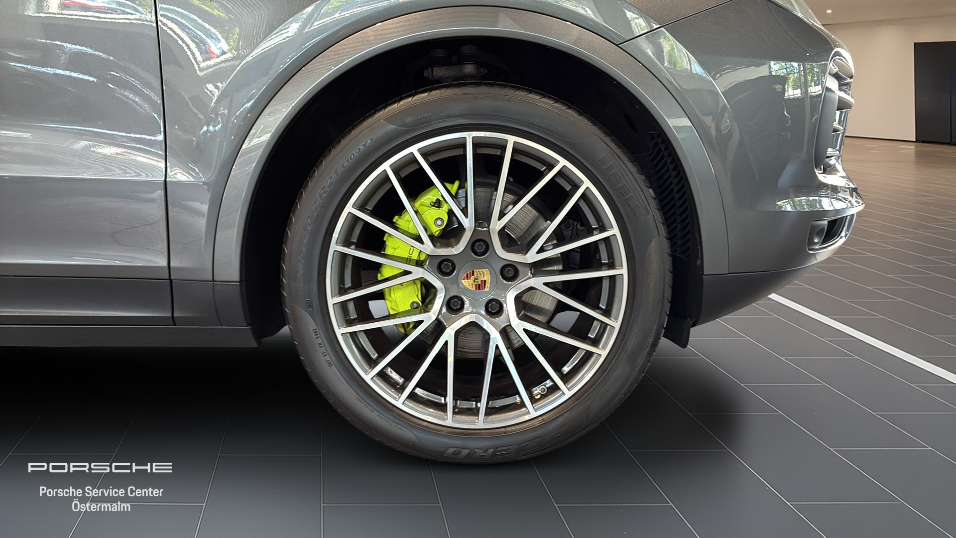 Porsche Cayenne BRU34J