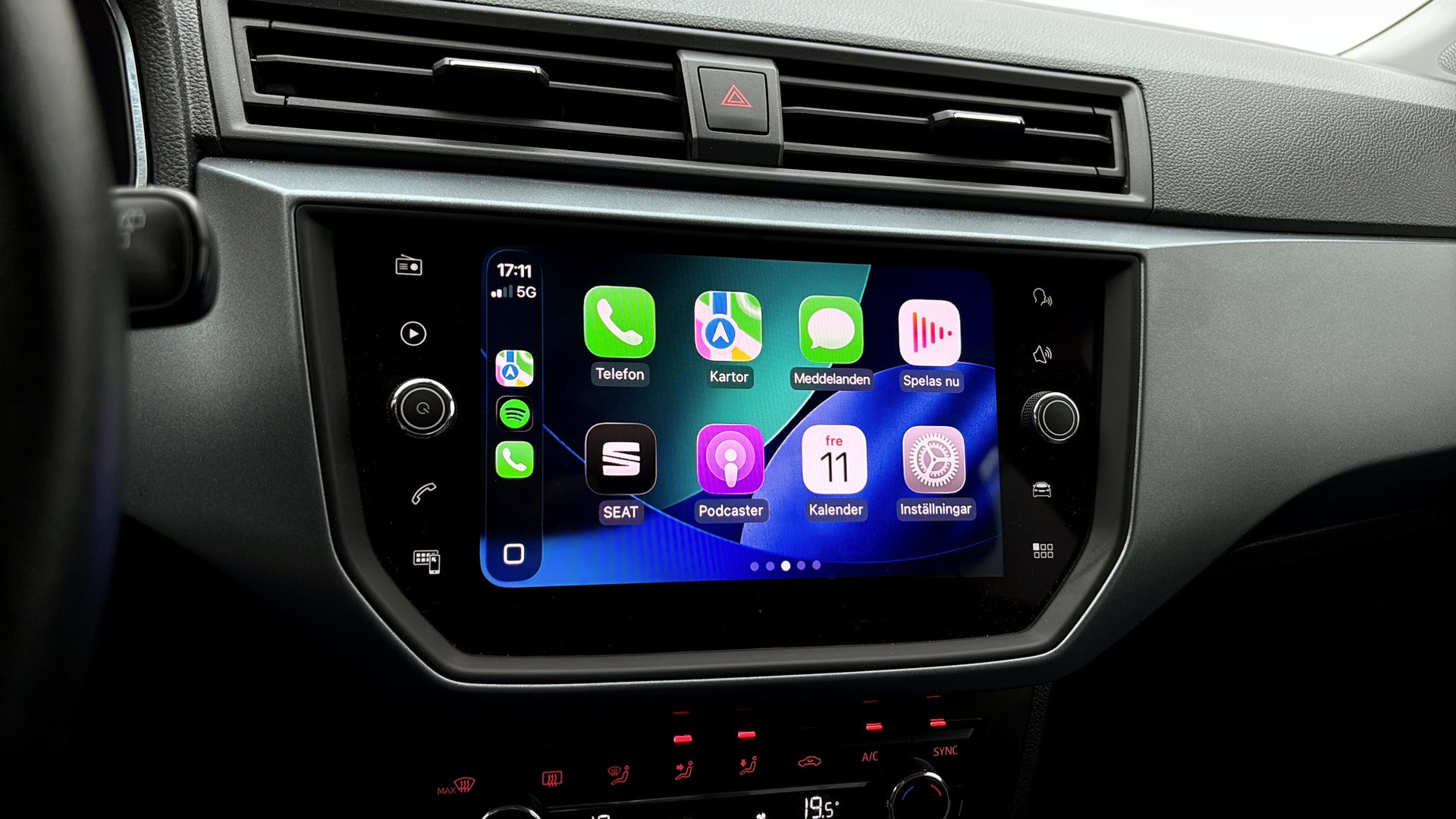 SEAT Arona BTU420