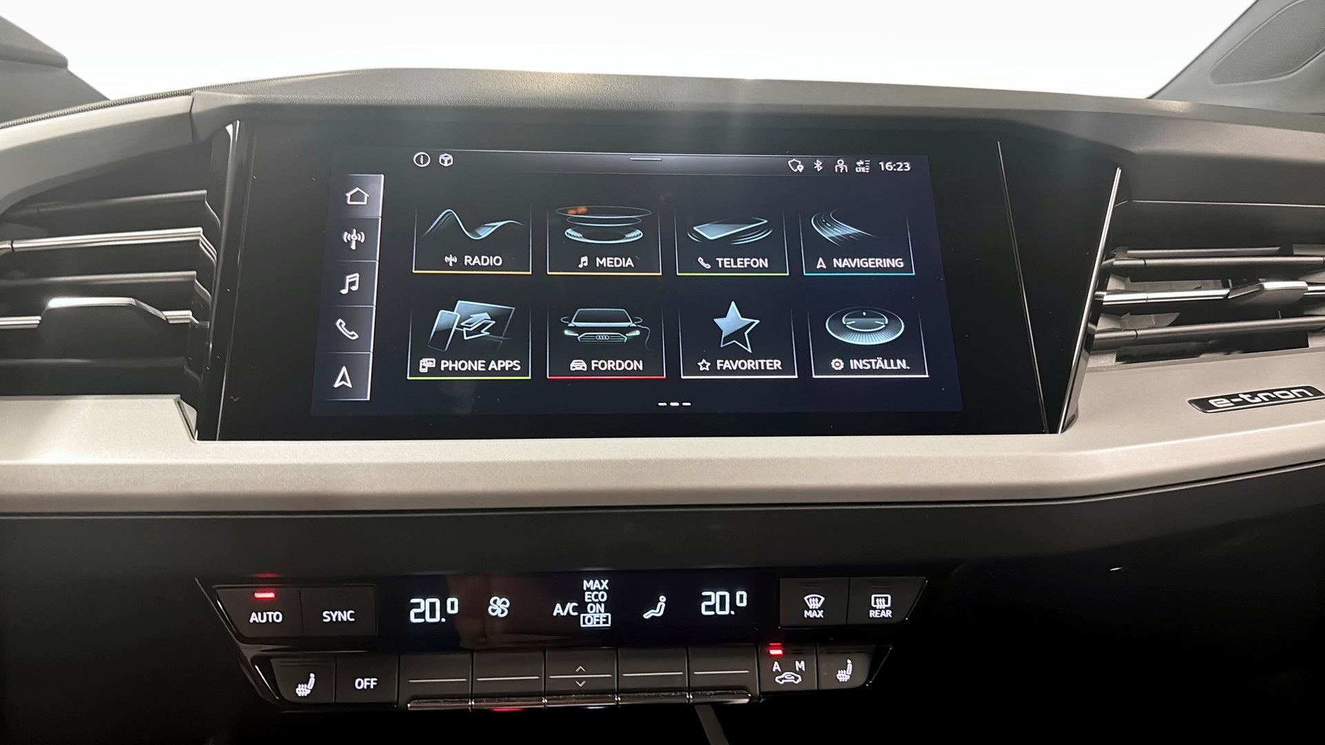Audi Q4 e-tron BUJ02E