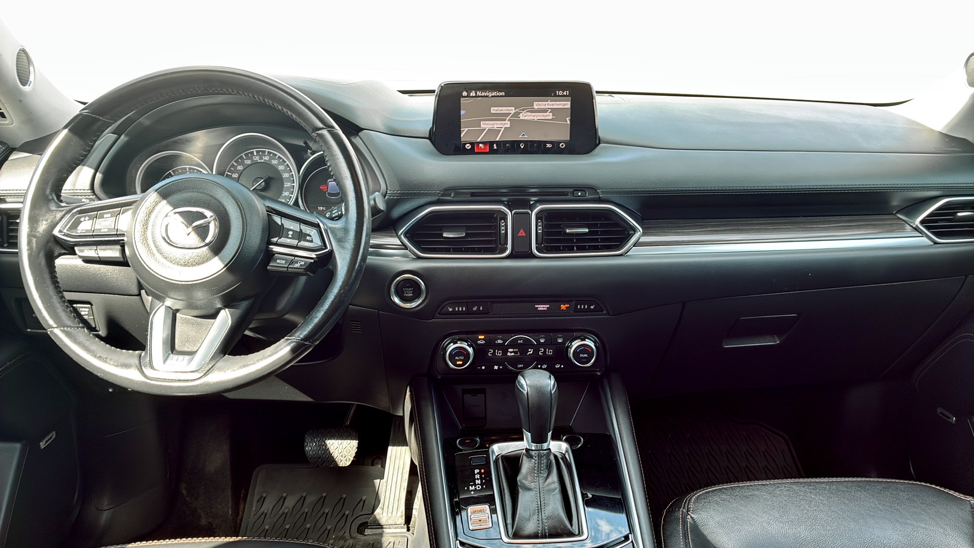 Mazda CX-5 BUS824