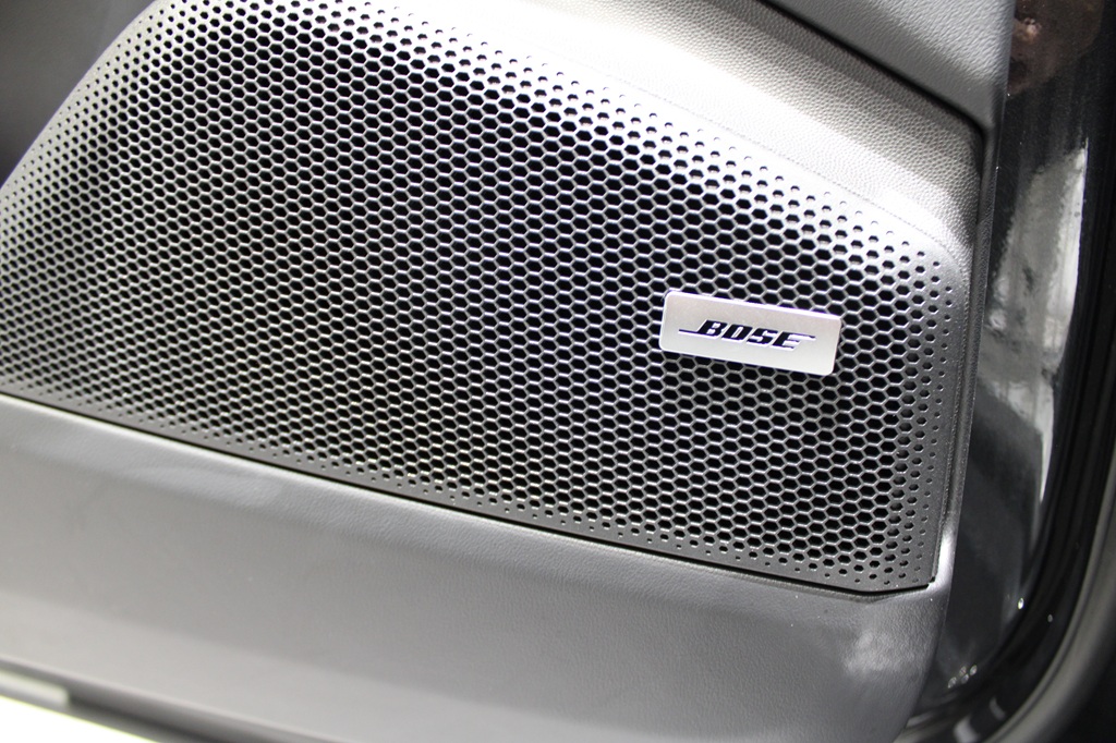Porsche Macan BWB12T