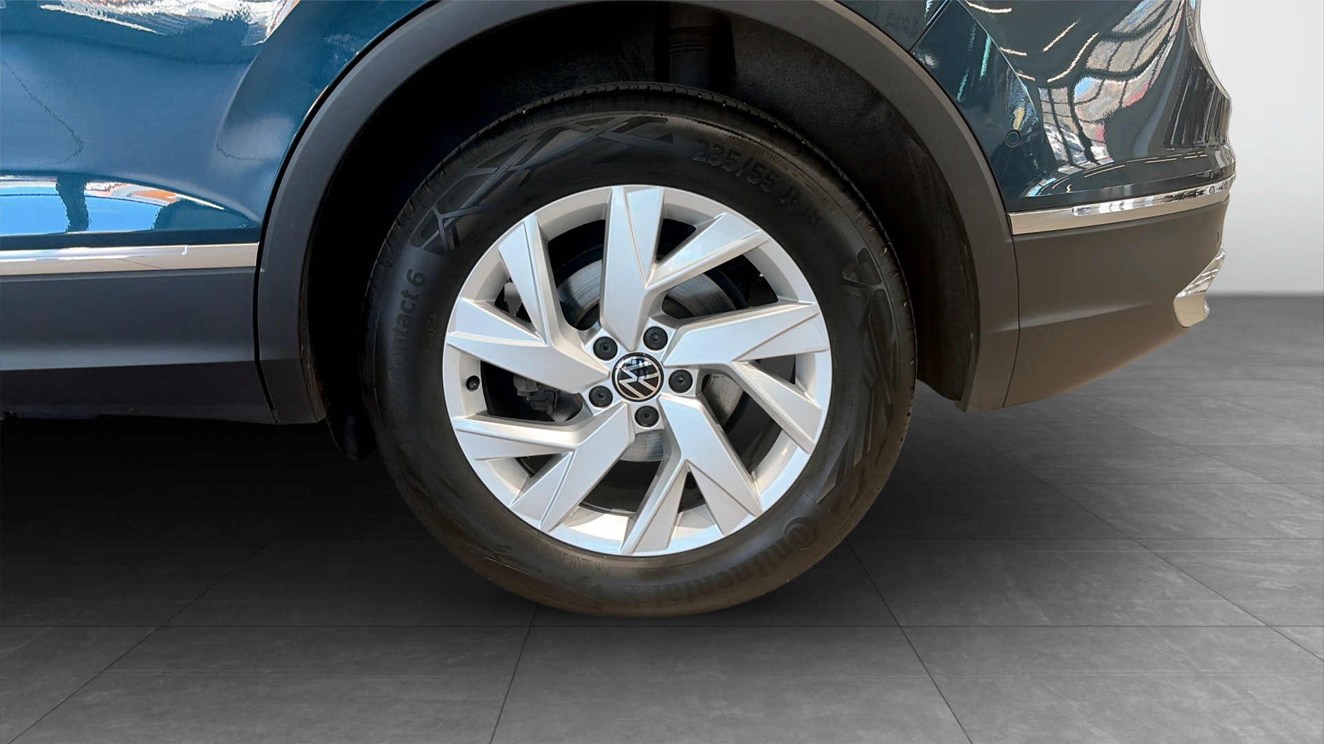 Volkswagen Tiguan BWK75K