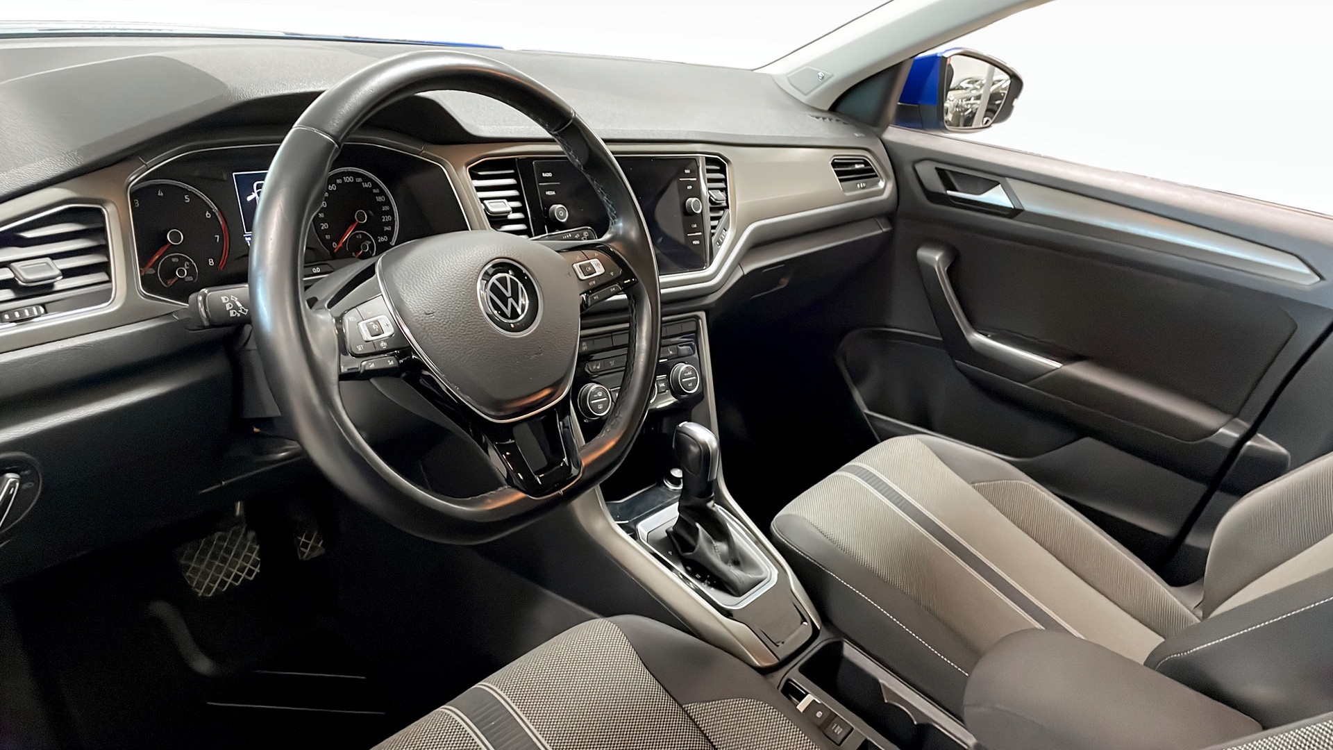Volkswagen T-Roc BXE11Y