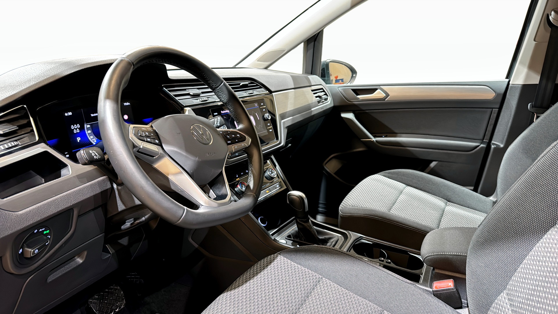 Volkswagen Touran BXF39N