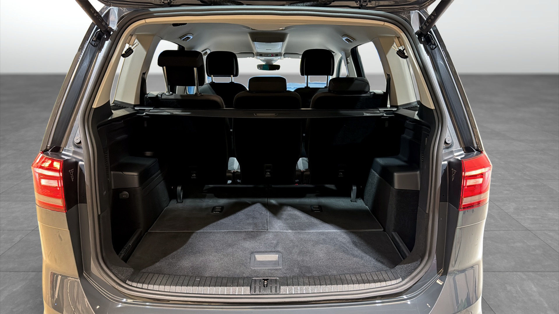 Volkswagen Touran BXF39N