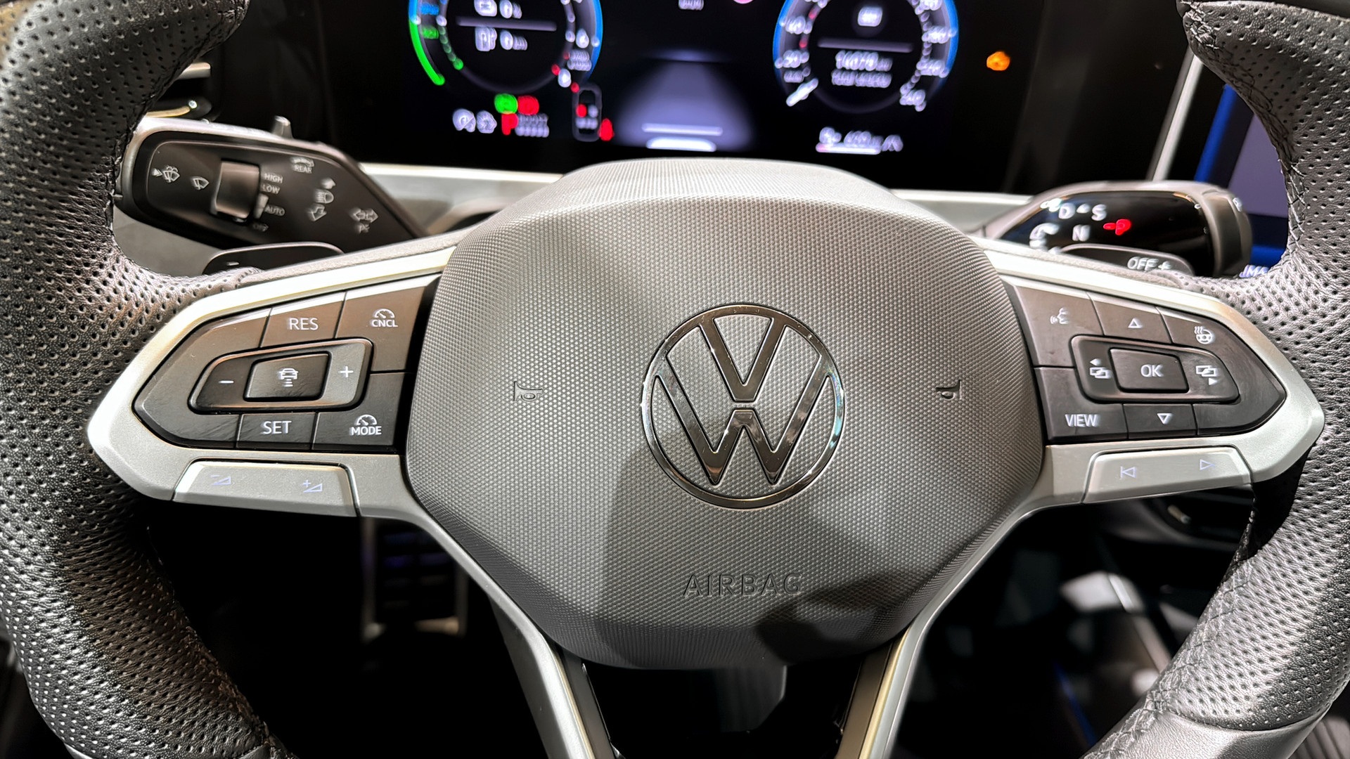 Volkswagen Passat BZJ93P