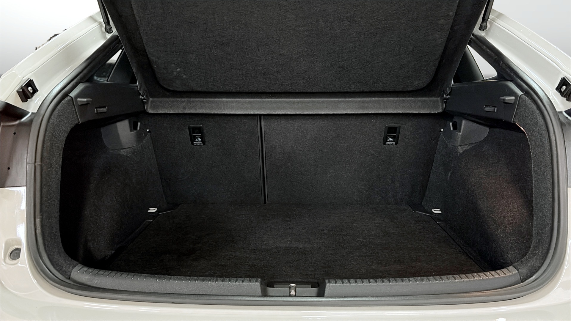 Volkswagen Taigo CAF03C