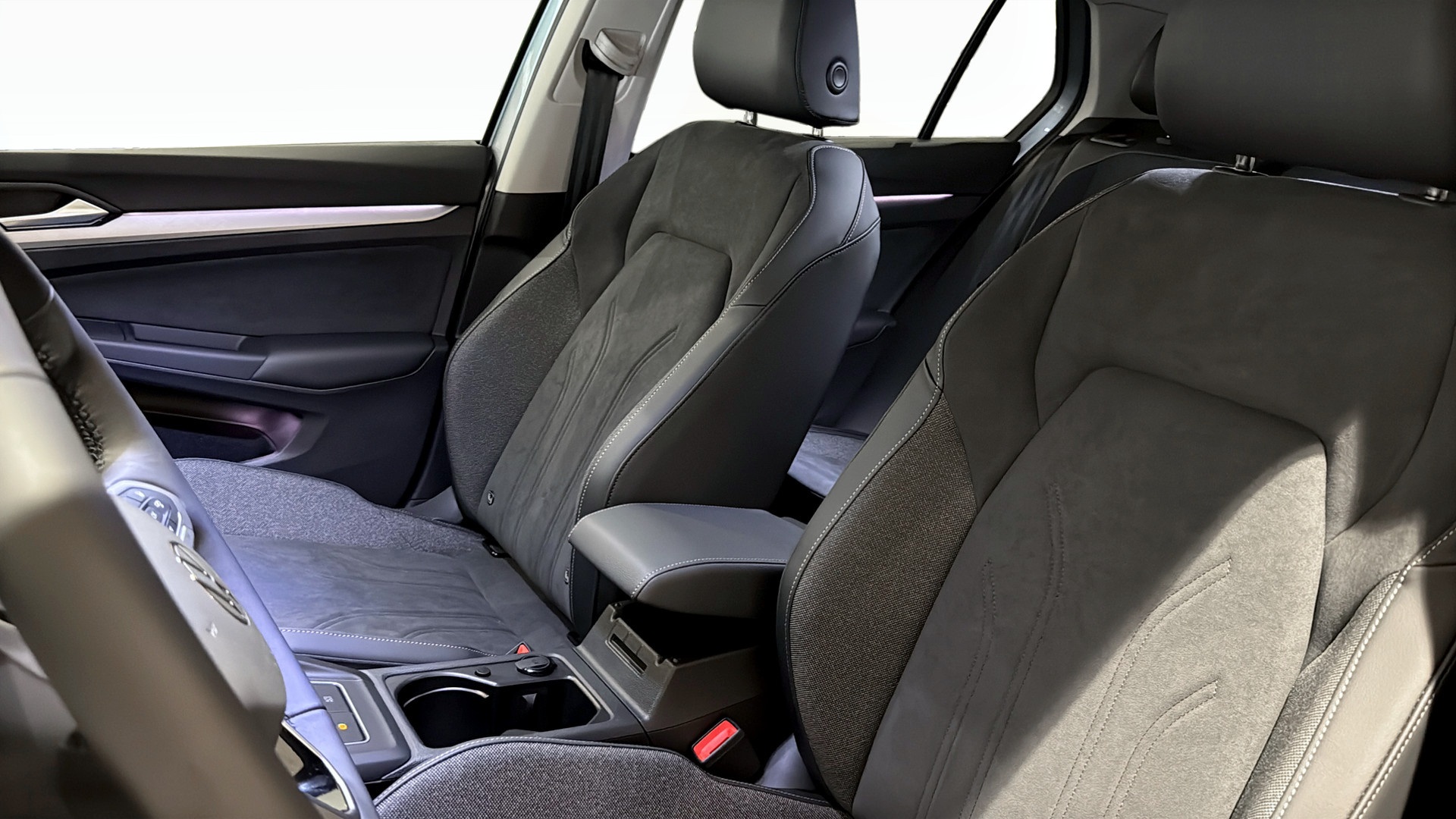 Volkswagen Golf CAG24P