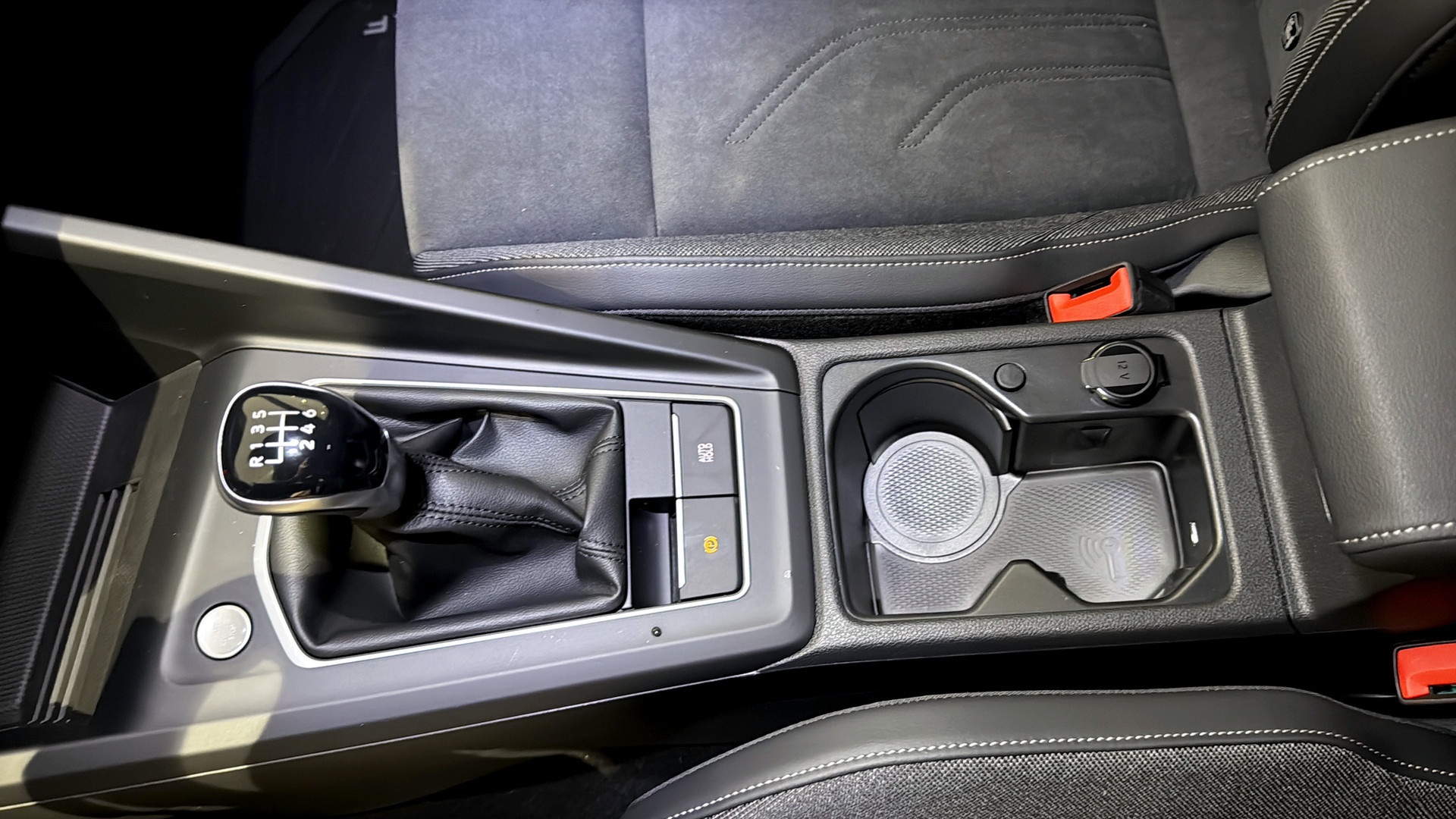 Volkswagen Golf CAG24P