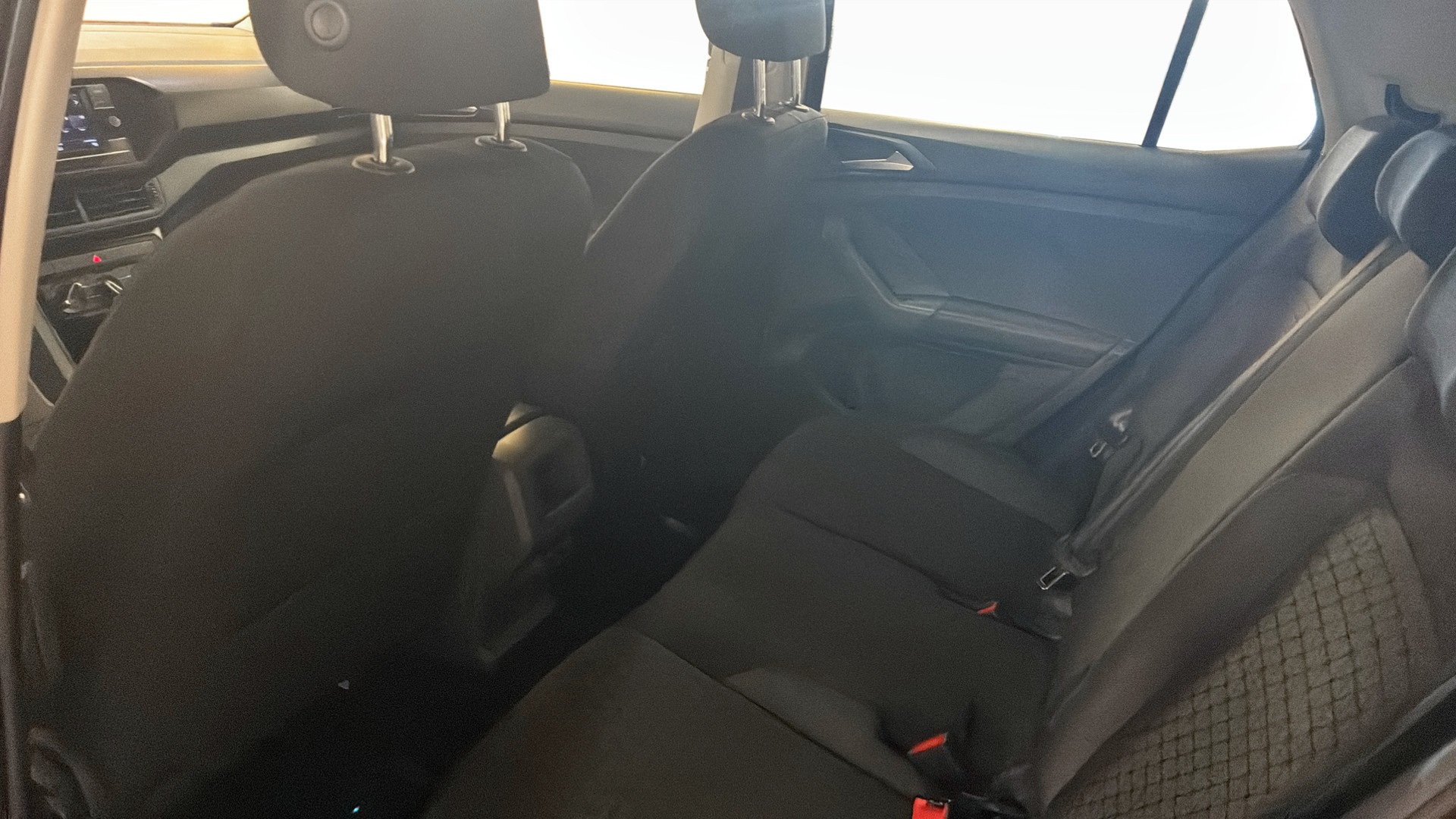 Volkswagen T-Cross CAG84S