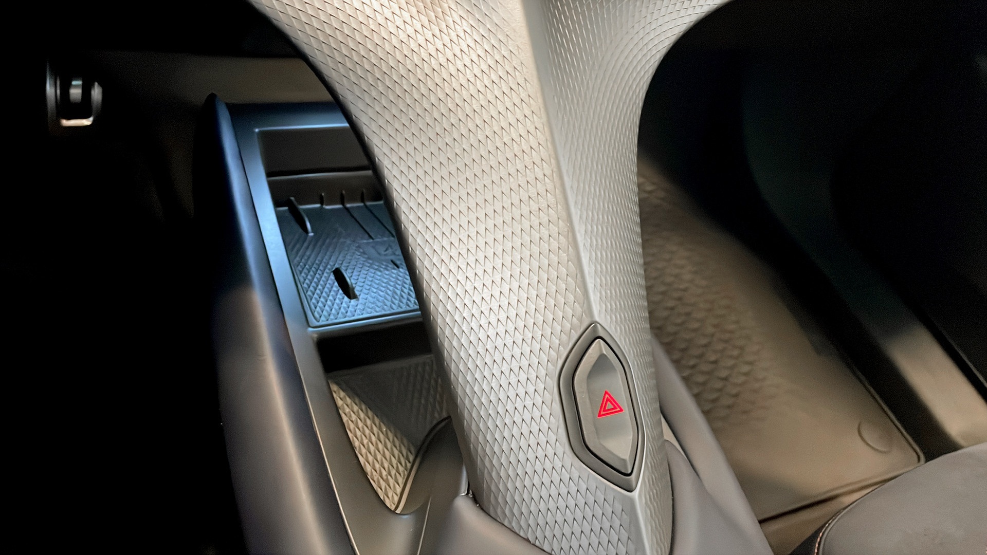 CUPRA Tavascan CBM50Y