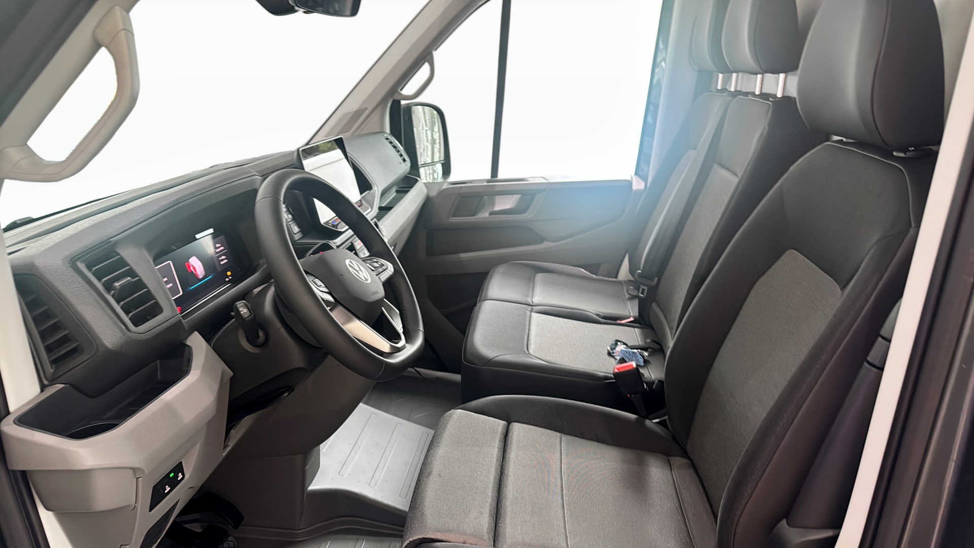 Volkswagen Crafter Skåp kort hjulbas CBR10E