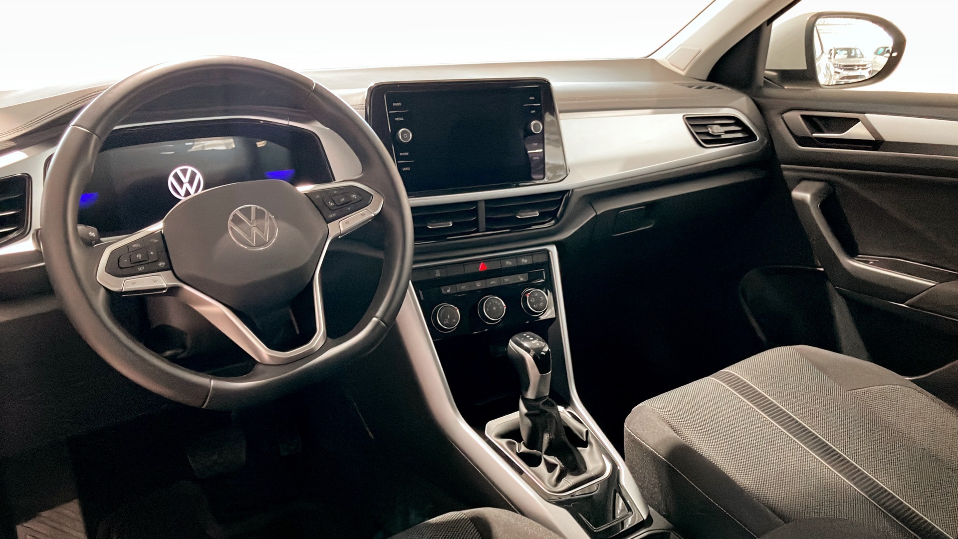 Volkswagen T-Roc CBS86C