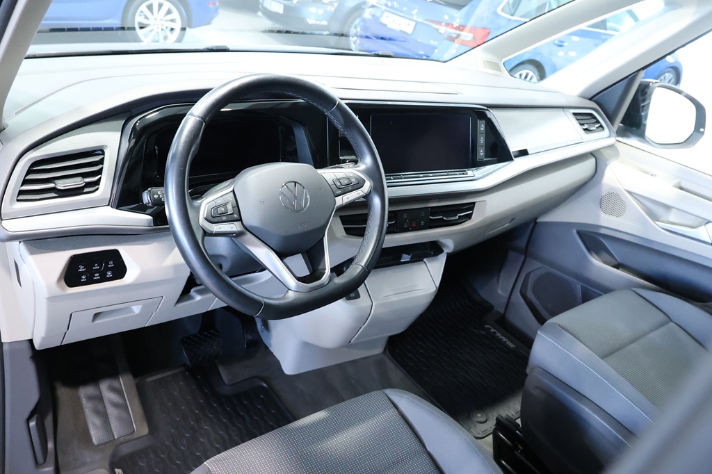Volkswagen T7 Multivan CCH23W