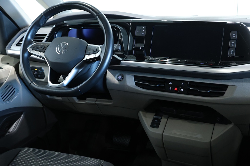 Volkswagen T7 Multivan CCH23W