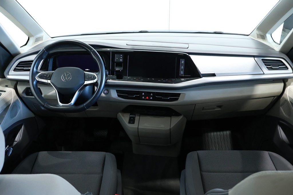 Volkswagen T7 Multivan CCH23W