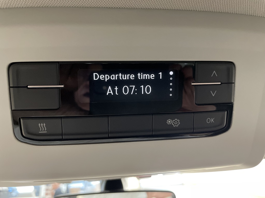 Volkswagen T6.1 Caravelle lång hjulbas CCJ06N