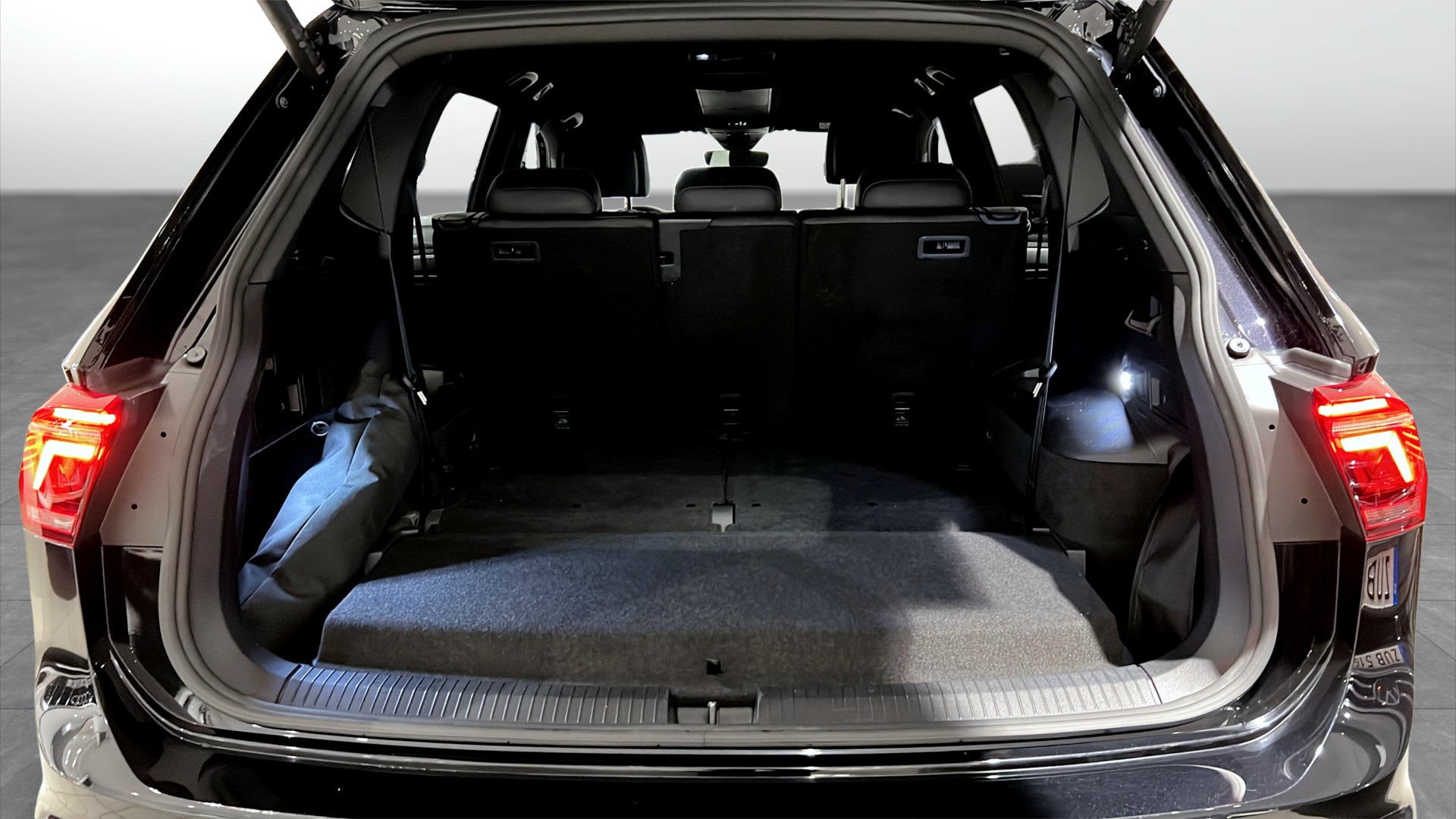 Volkswagen Tiguan Allspace CCN23C