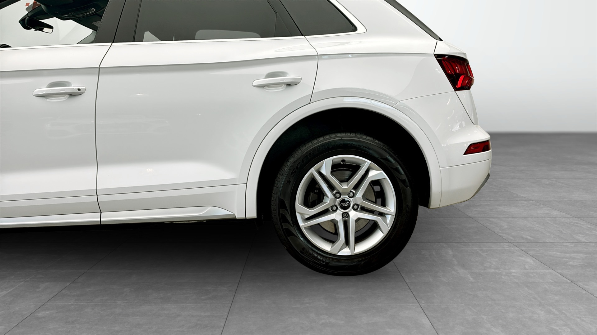 Audi Q5 CDF53H