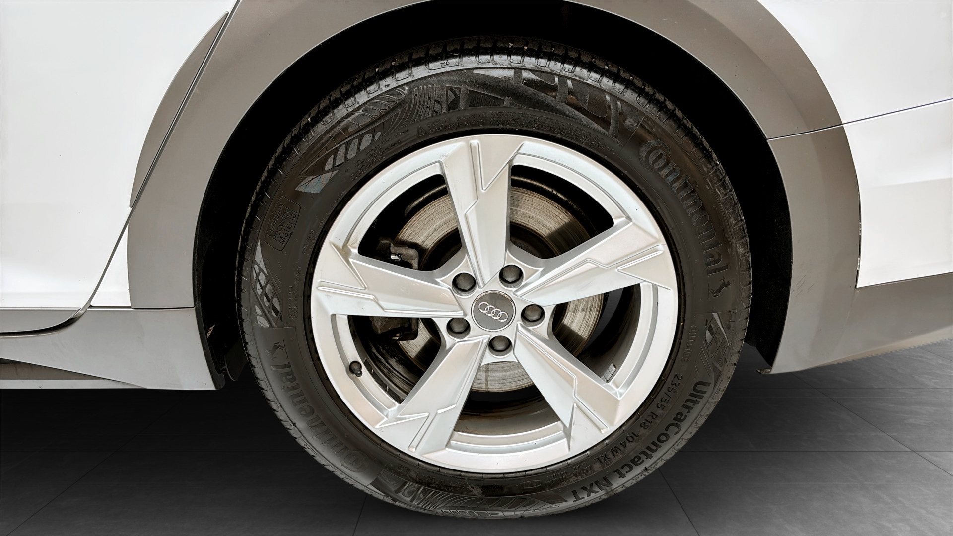Audi A6 allroad quattro CDS84F