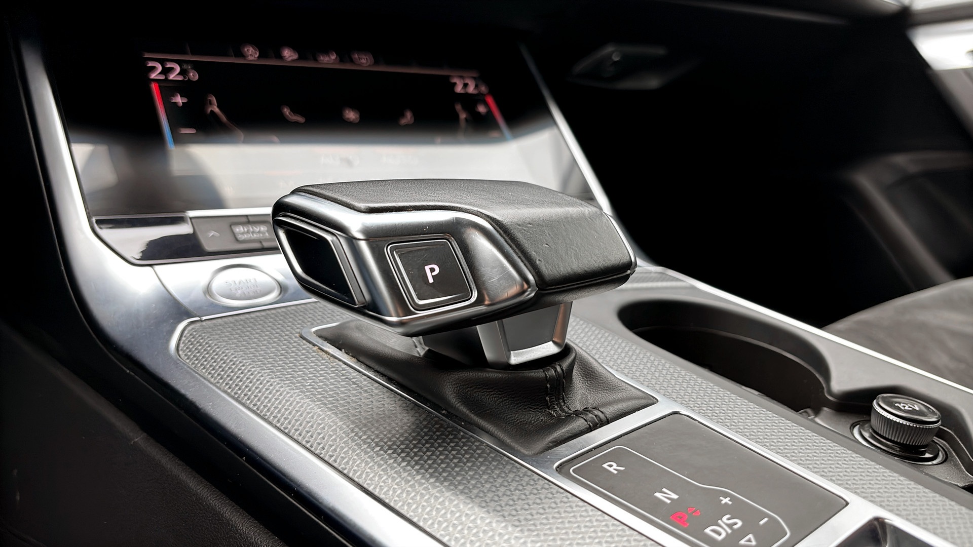 Audi A6 allroad quattro CDS84F