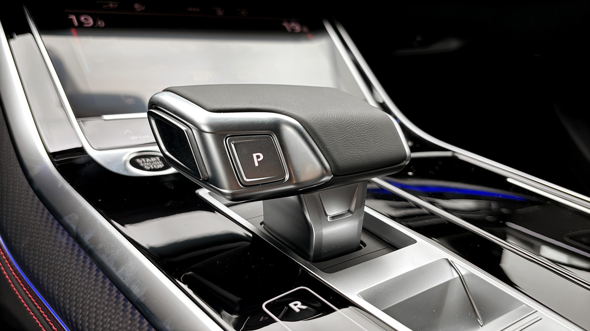 Audi Q8 TFSI e CER06W