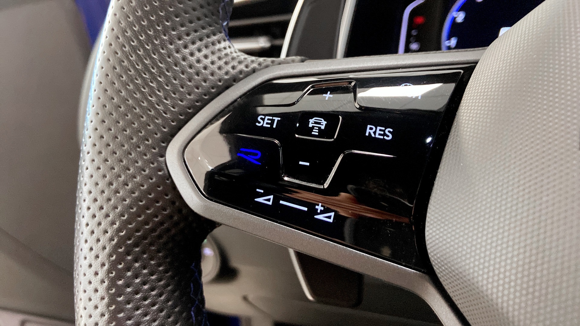Volkswagen T-Roc CER35Z