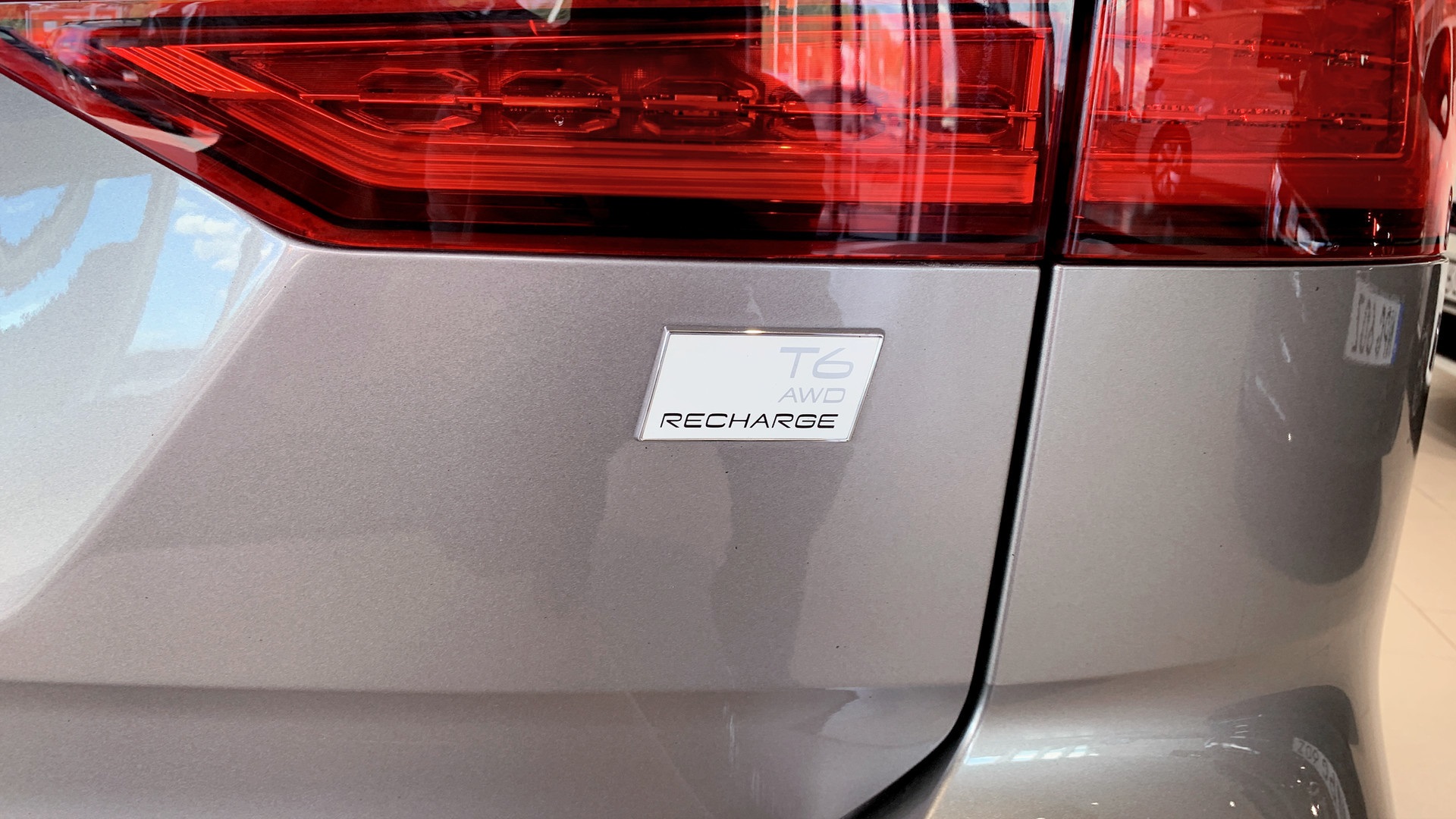 Volvo V60 Recharge CEU84P