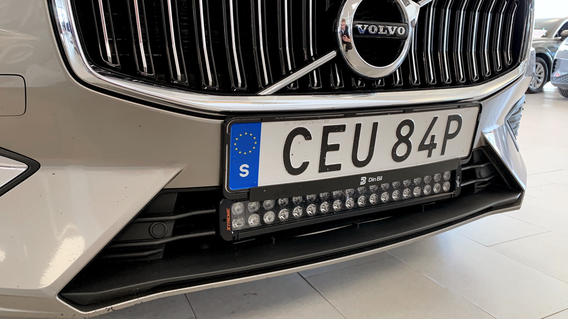 Volvo V60 Recharge CEU84P