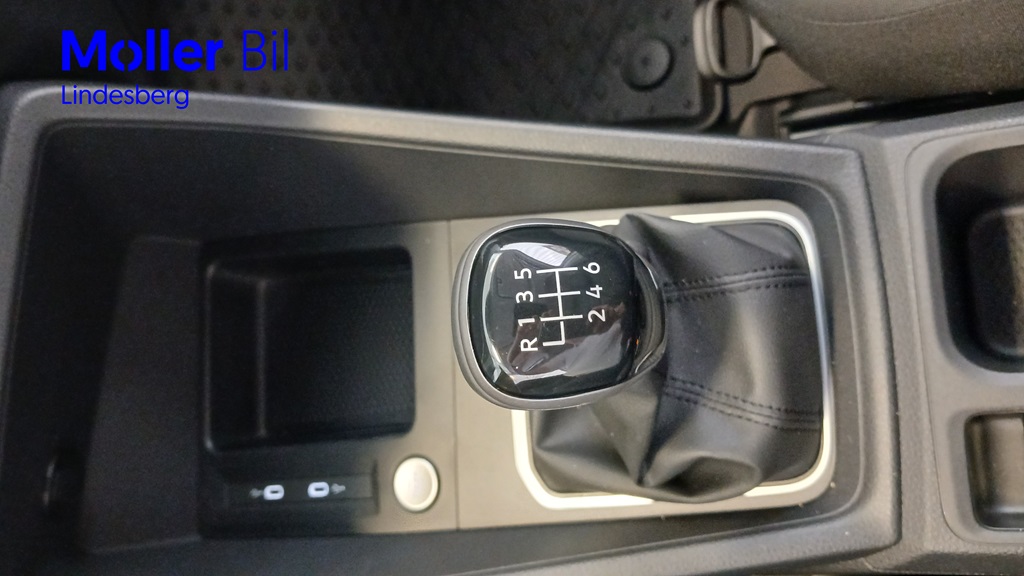Volkswagen Caddy Cargo CFG24R