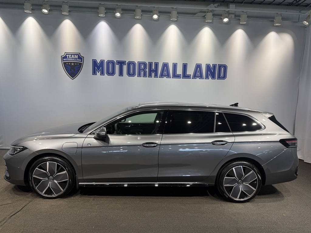Volkswagen Passat CFJ09R