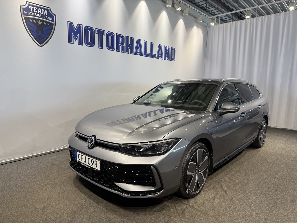 Volkswagen Passat CFJ09R