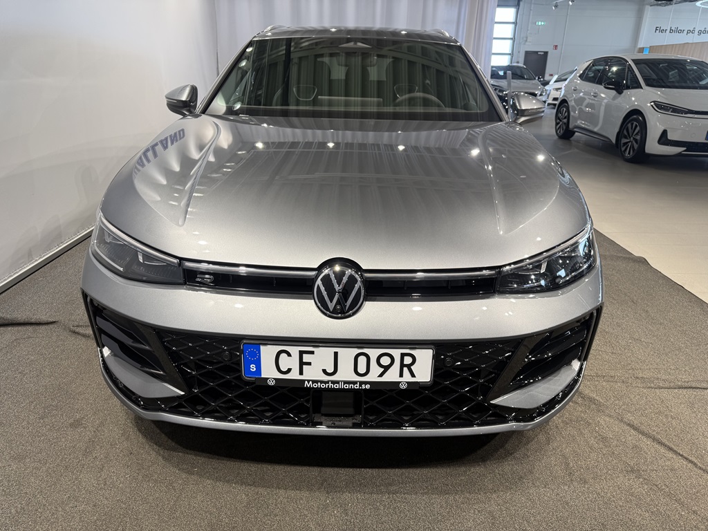Volkswagen Passat CFJ09R