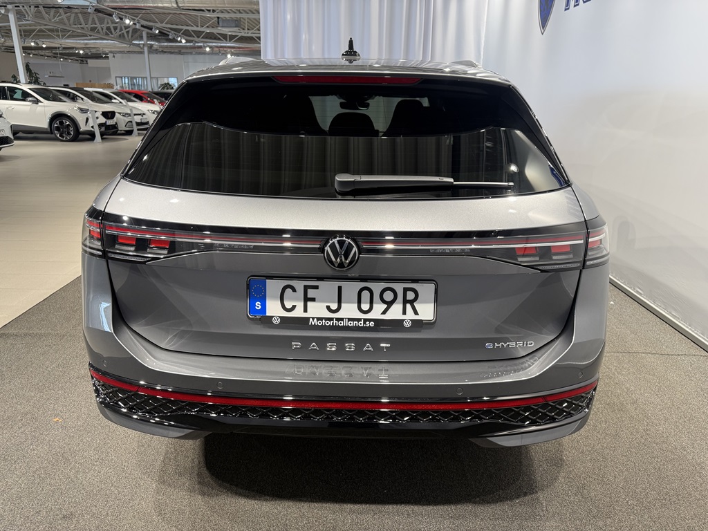 Volkswagen Passat CFJ09R