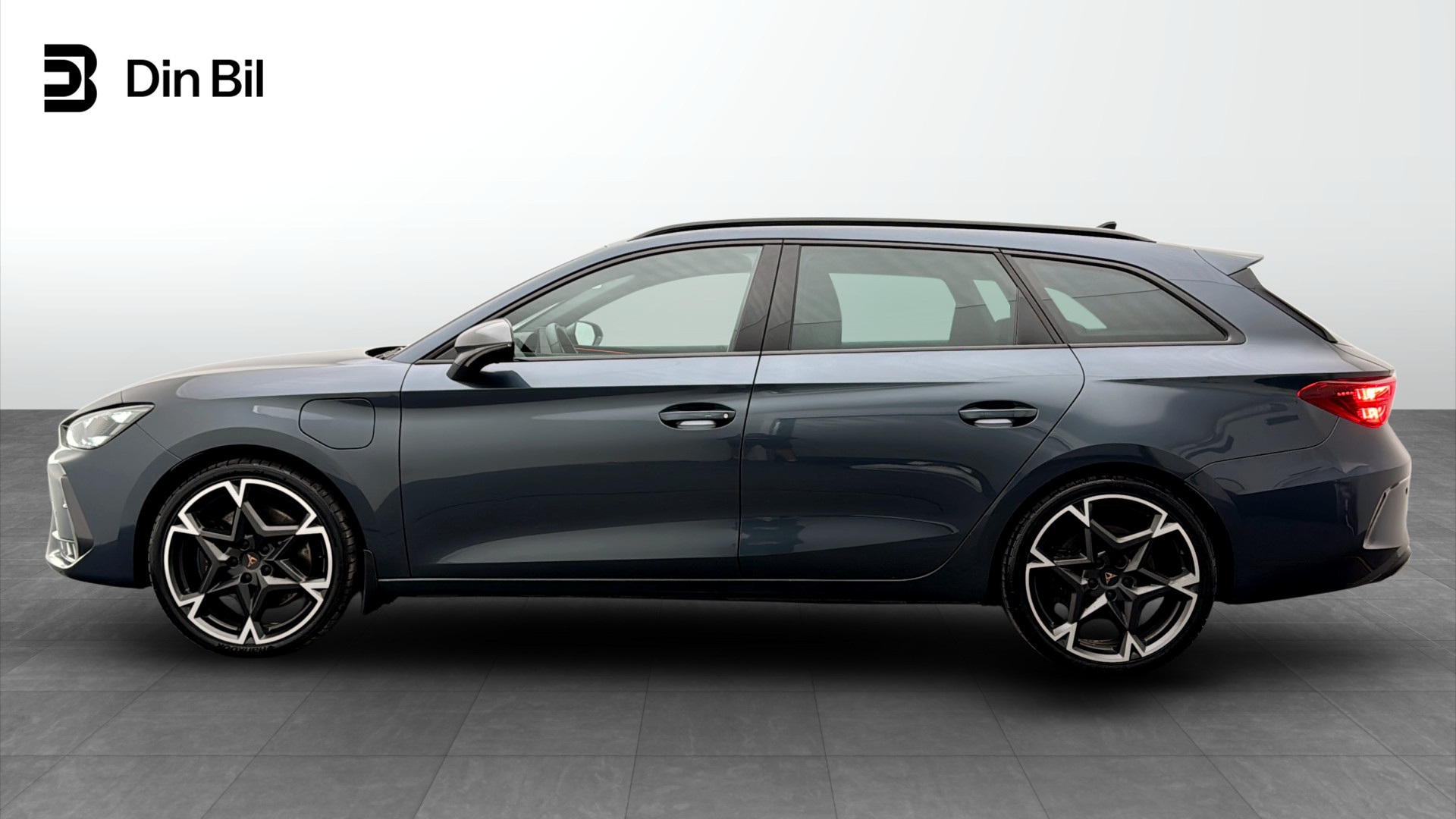 CUPRA Leon Sportstourer CFM86J