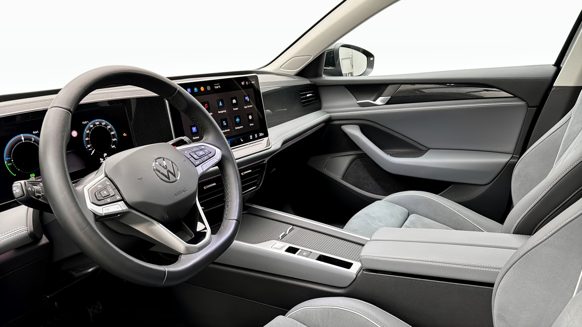 Volkswagen Passat Sportscombi CFR02W