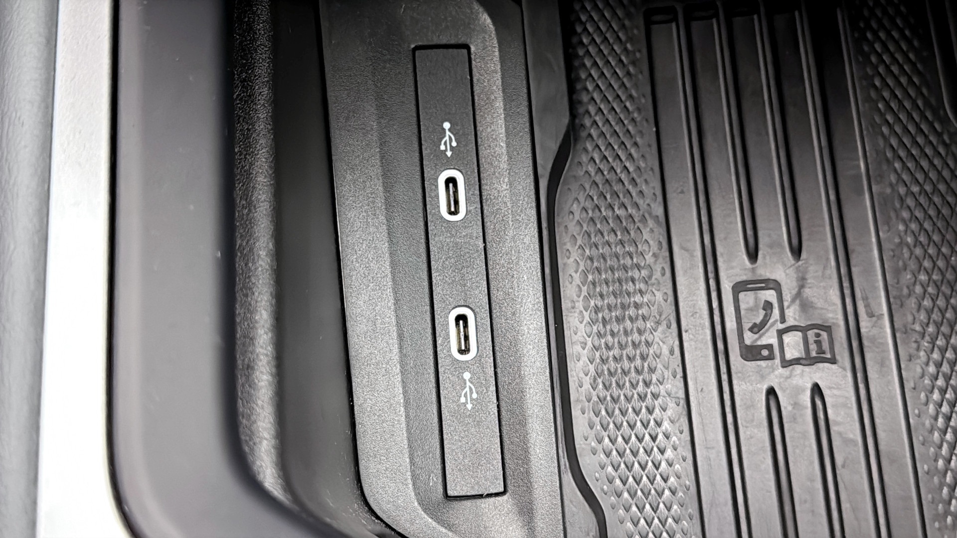 Volkswagen Passat Sportscombi CFR02W