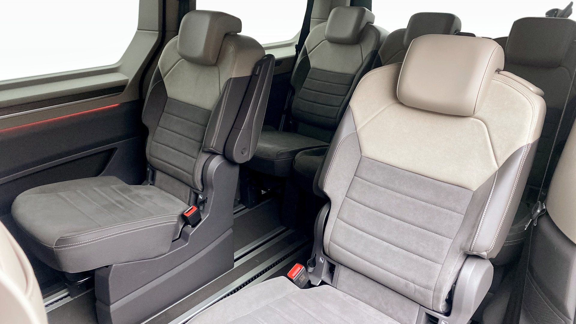 Volkswagen Multivan CGG51D