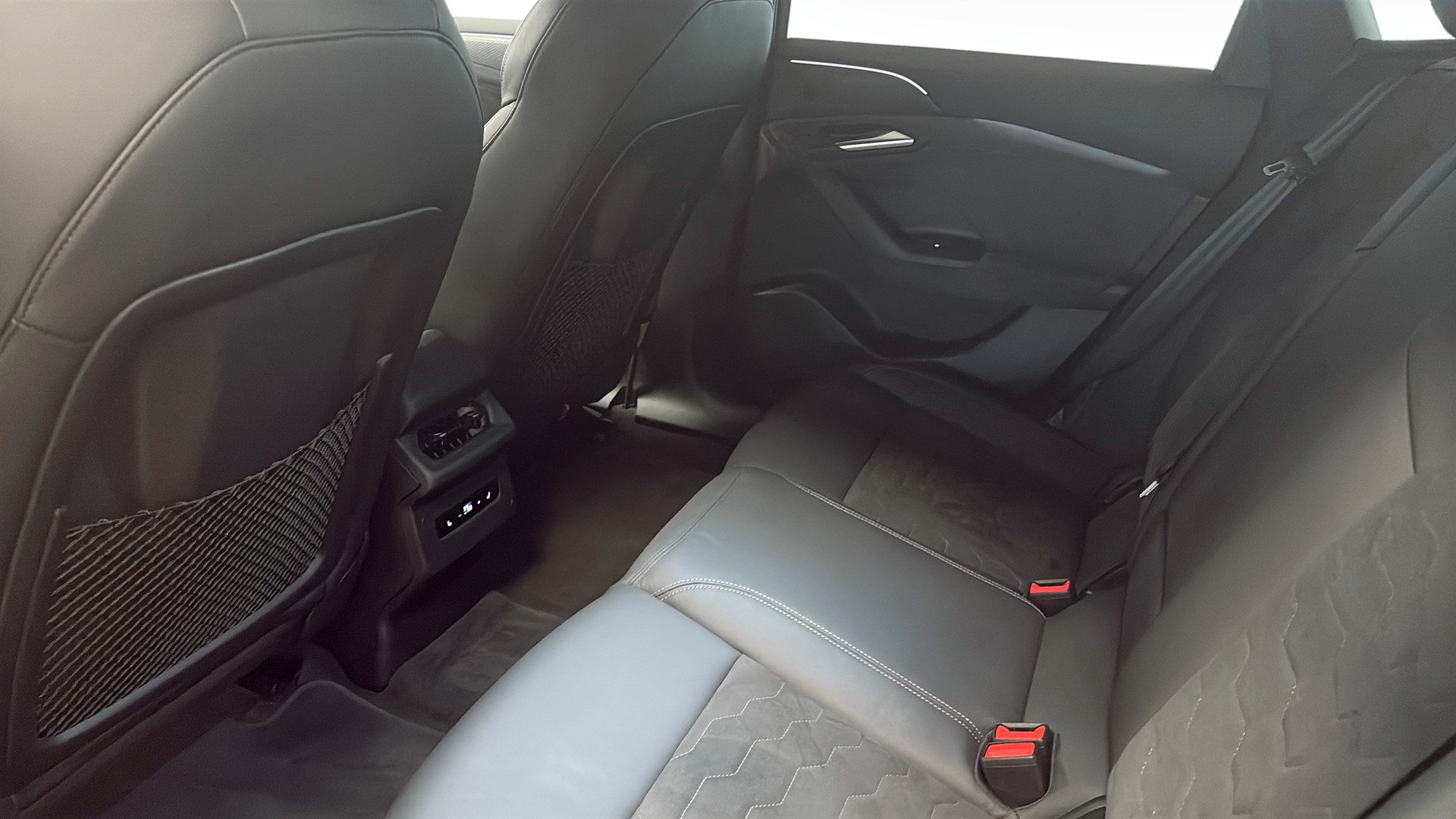 Audi A6 Sportback e-tron CHJ07G