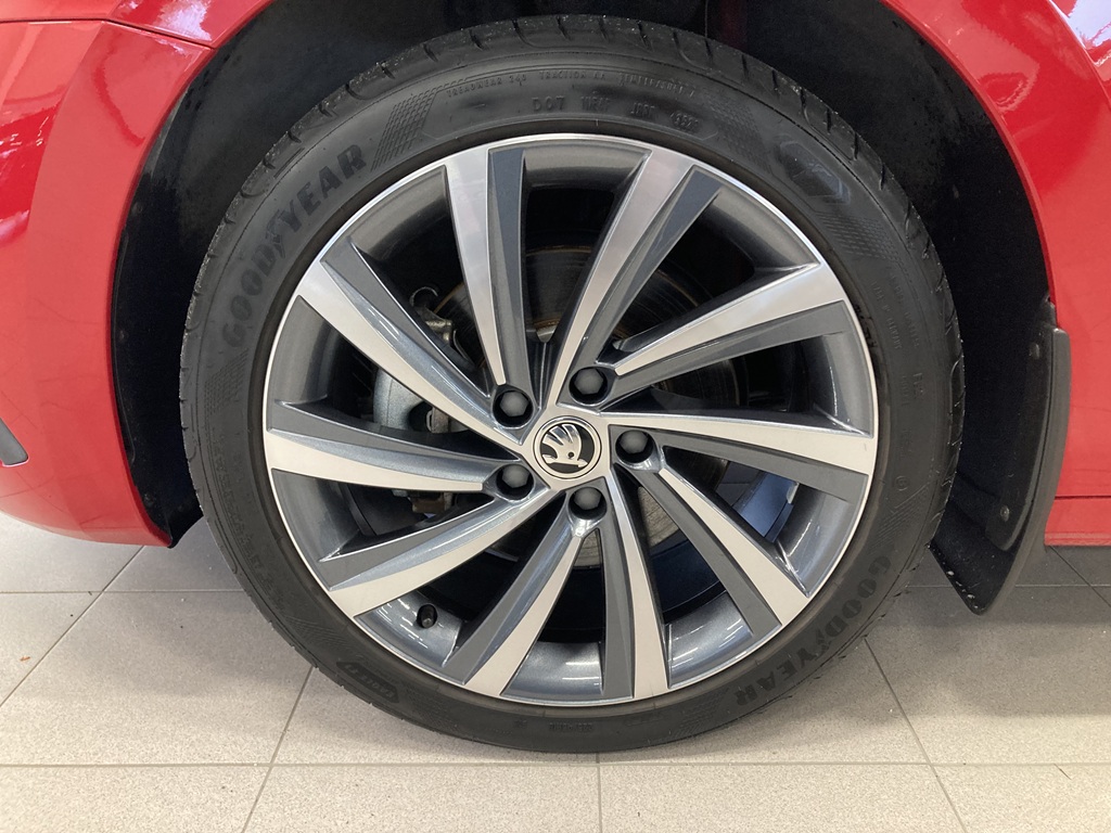 Skoda Octavia Combi CHN50G