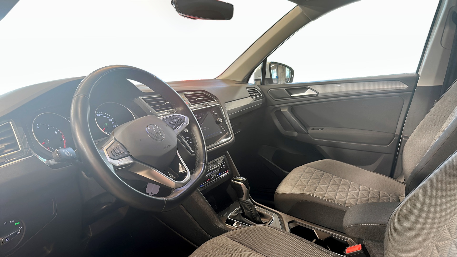 Volkswagen Tiguan CHY15K