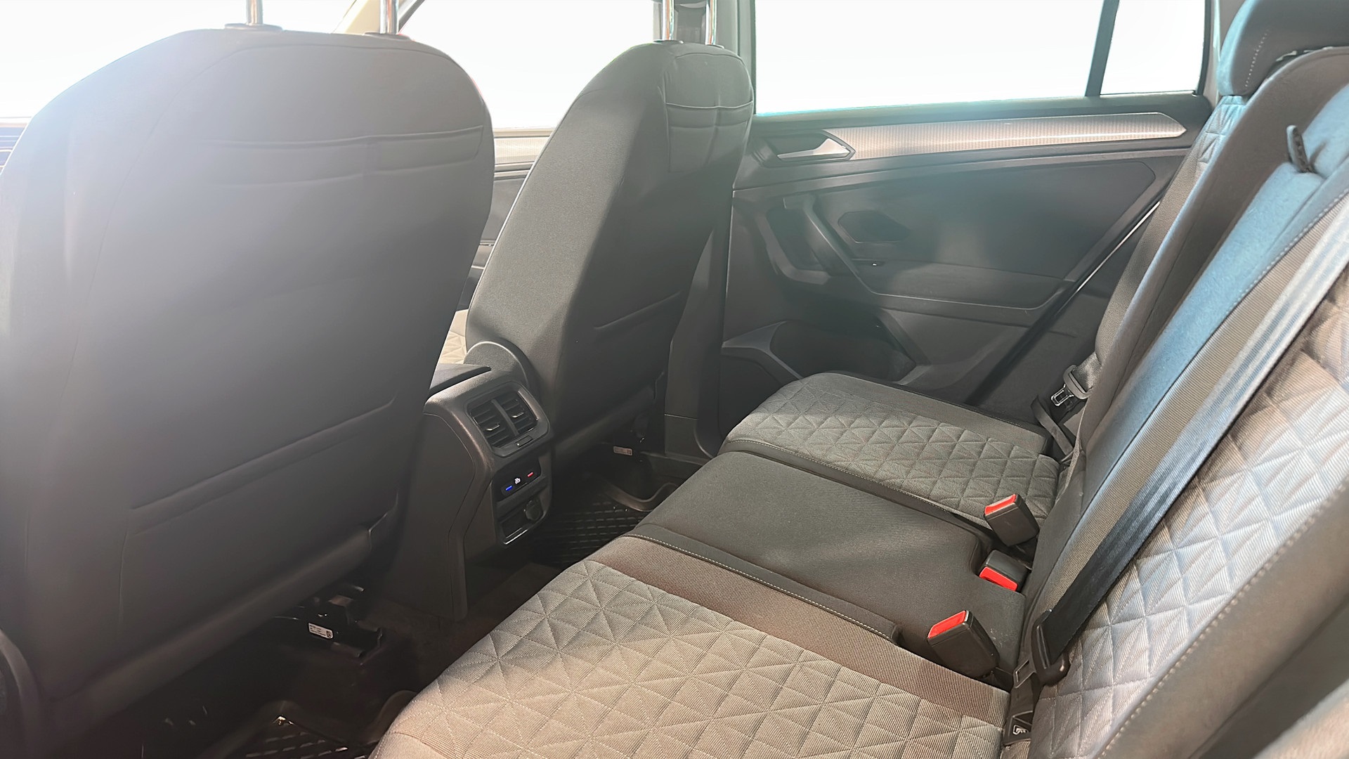 Volkswagen Tiguan CHY15K