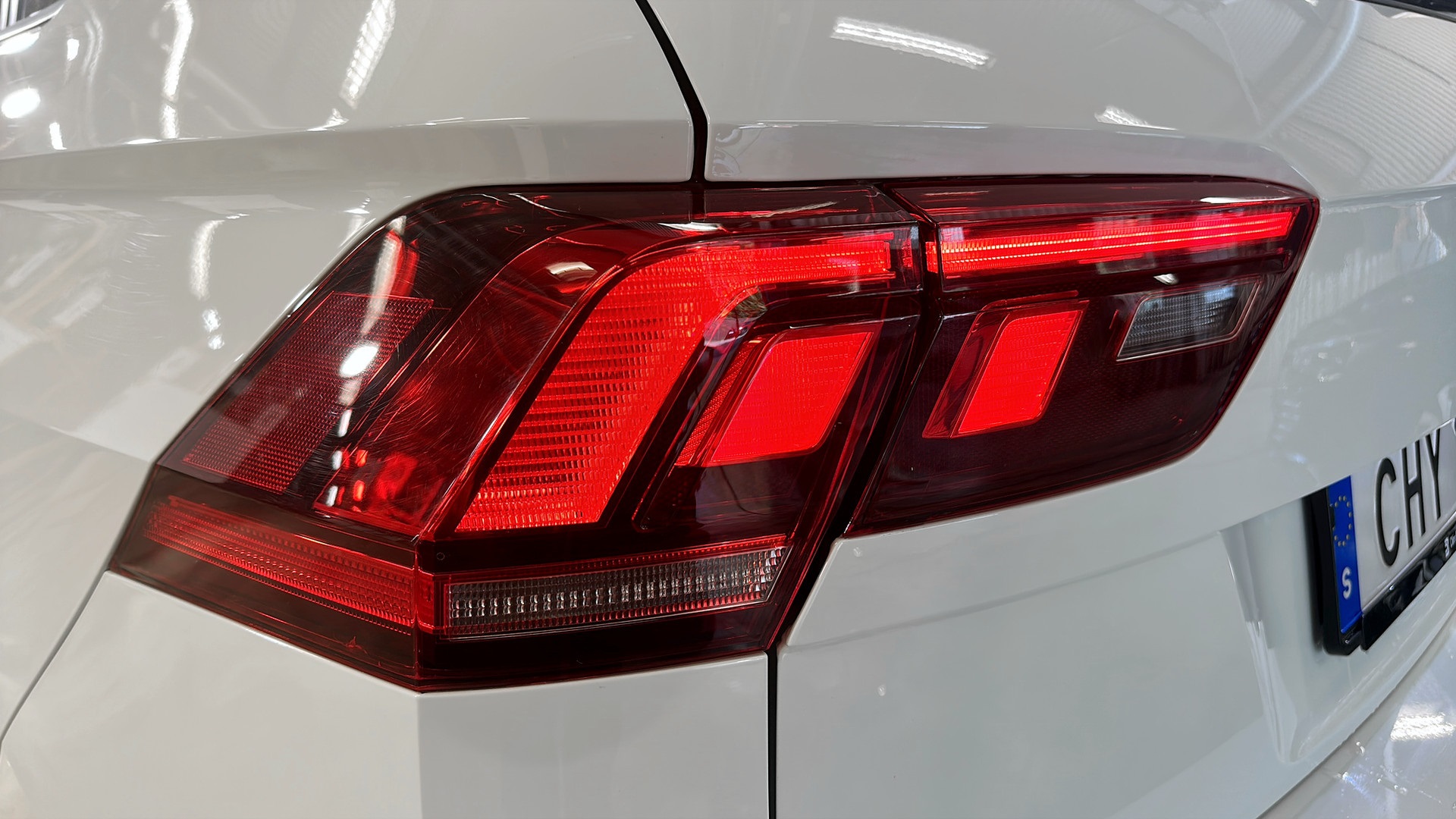 Volkswagen Tiguan CHY15K